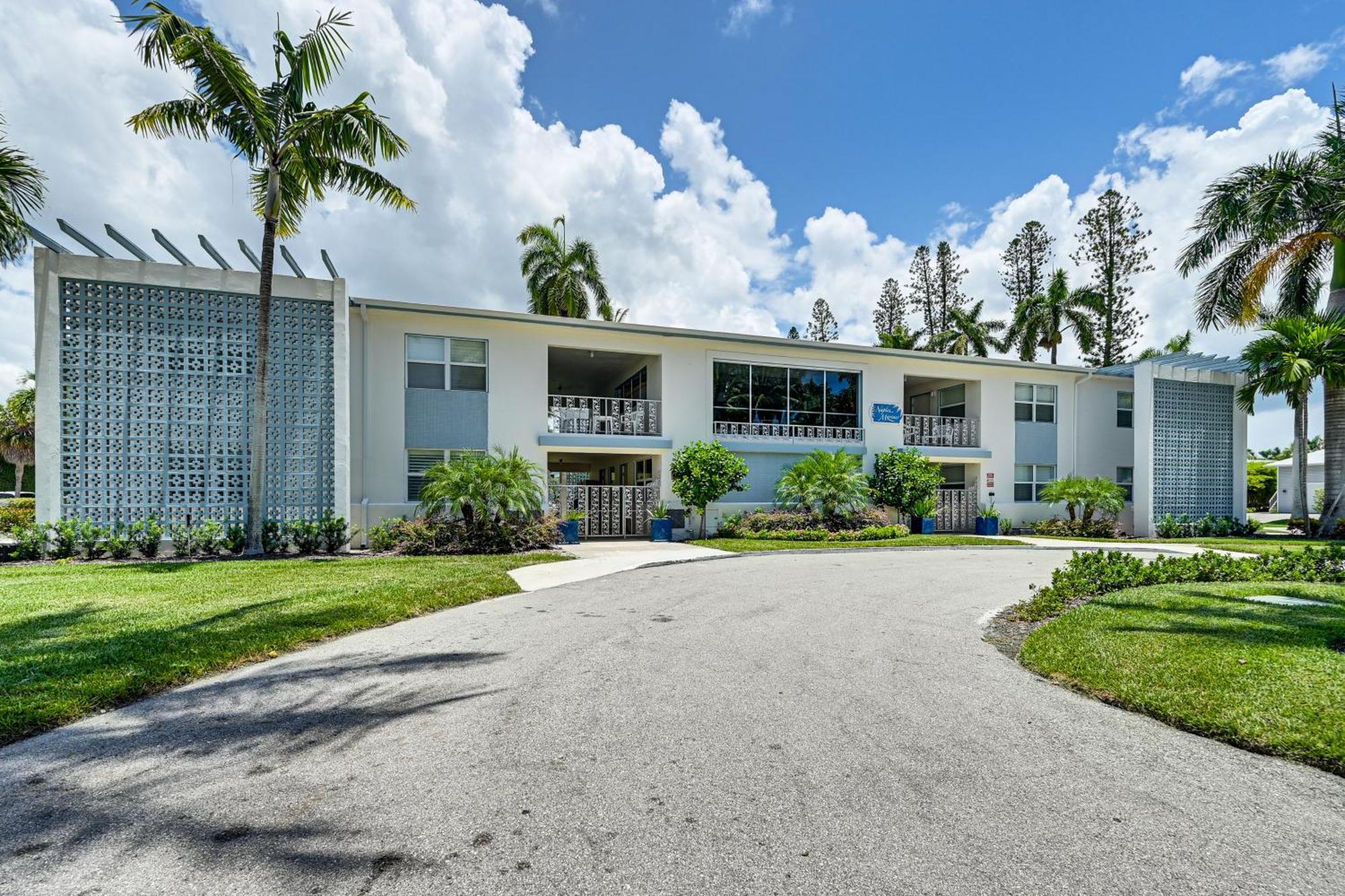 Coastal Downtown Naples Condo - Walk To The Beach! מראה חיצוני תמונה